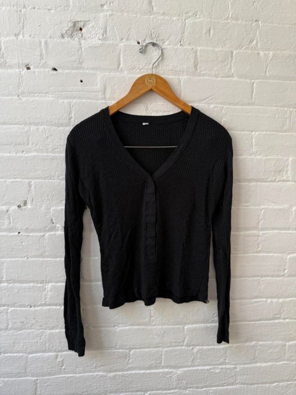 Lululemon Black Ribbed Long Sleeve Top XS/S V Neck Basic - Picture 6 of 8